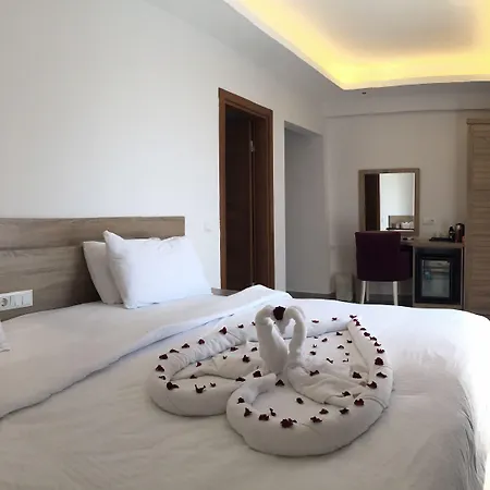 Pegasus & 3* אולודניץ